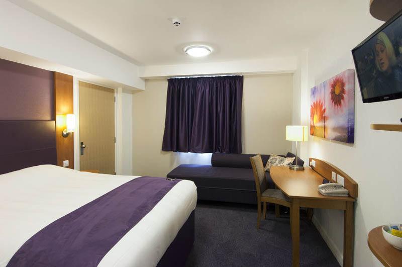 Premier Inn Crewe Nantwich Zewnętrze zdjęcie